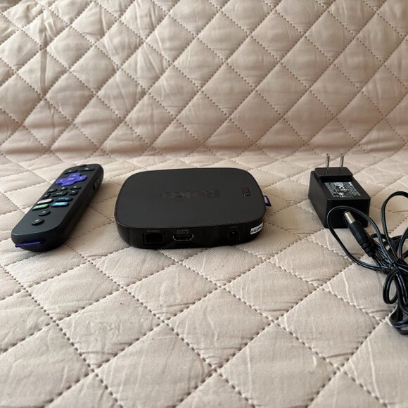 Roku Ultra 4K HDR Streaming Player (4660X2) - Picture 4 of 4